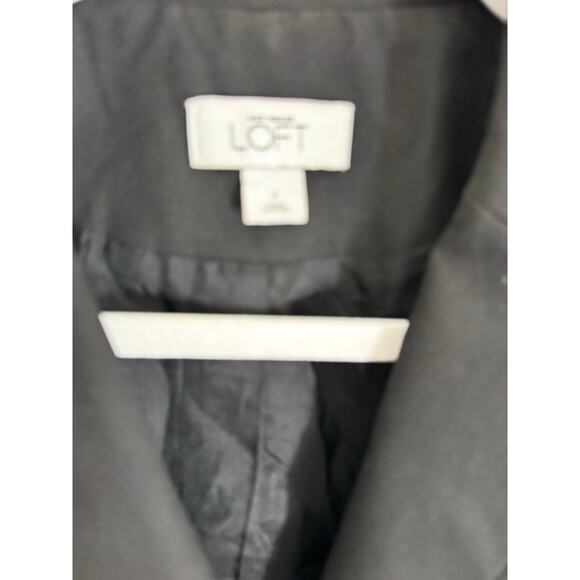 LOFT Women's 3 Button Blazer Black Size 4 Professional Work Wear Jacket Suit - Picture 4 of 7